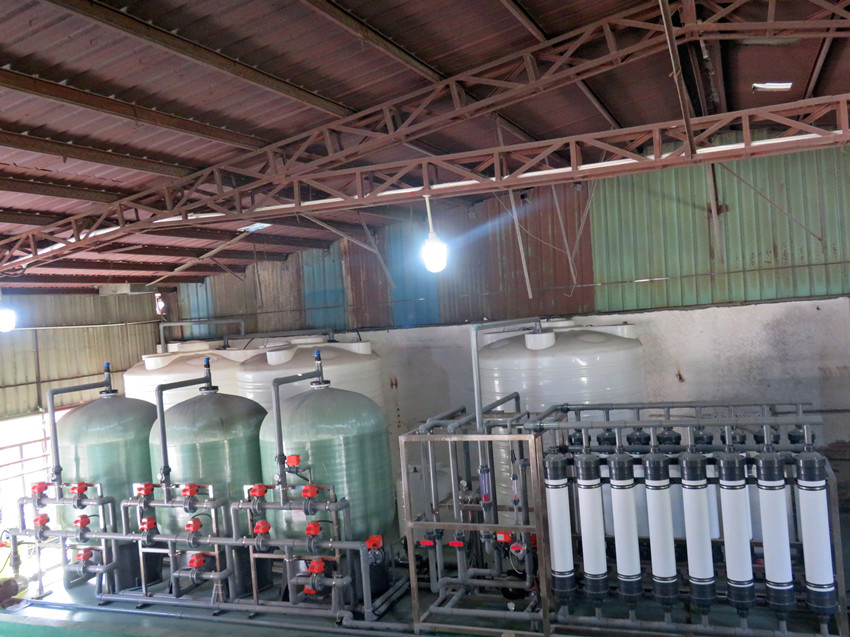 20t/huf超濾凈水設(shè)備_大型超濾水處理設(shè)備